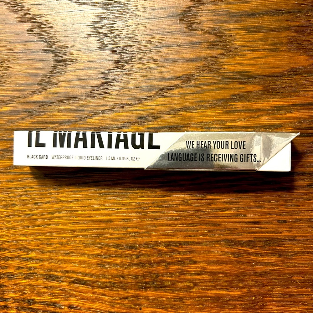 Il Makiage Black Card liquid eyeliner